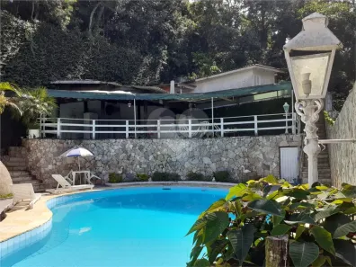 Casa de Condomínio com 3 Quartos à venda, 216m² no Samambaia, Mairiporã