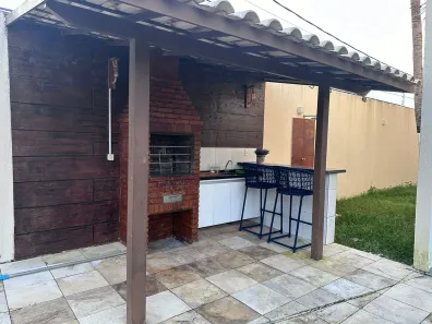 Casa com 4 Quartos à venda, 360m² no Edson Queiroz, Fortaleza
