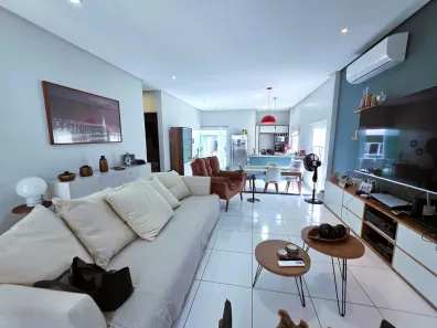 Casa de Condomínio com 4 Quartos à venda, 360m² no Tarumã, Manaus