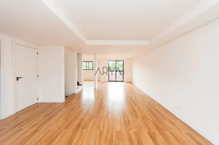 Sobrado com 3 Quartos à venda, 229m² no Pilarzinho, Curitiba