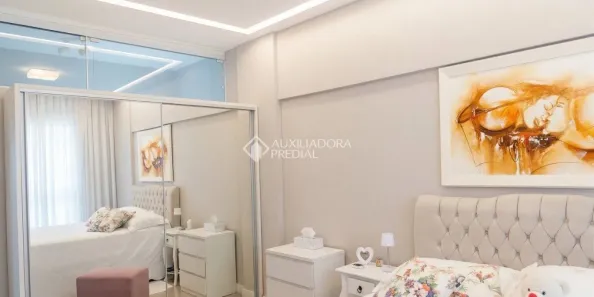 Apartamento com 2 Quartos à venda, 58m² no Centro, Florianópolis