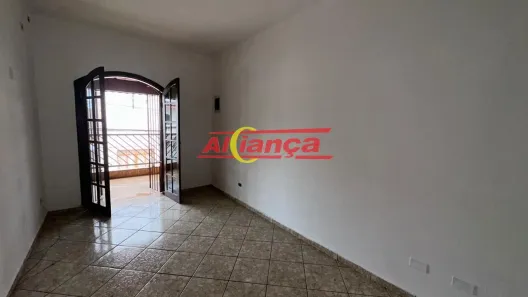 Casa com 3 Quartos para alugar, 150m² no Vila São João, Guarulhos