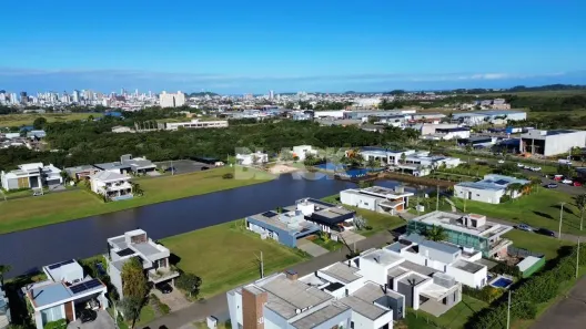 Lote/Terreno à venda, 430m² no Centenário, Torres
