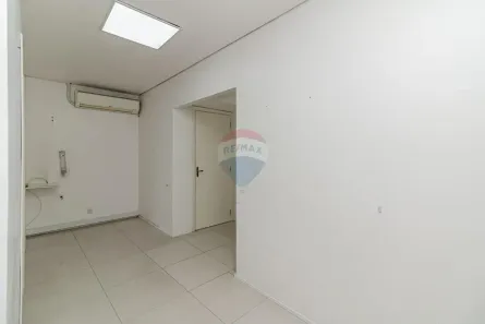 Sala Comercial à venda, 47m² no Centro Histórico, Porto Alegre