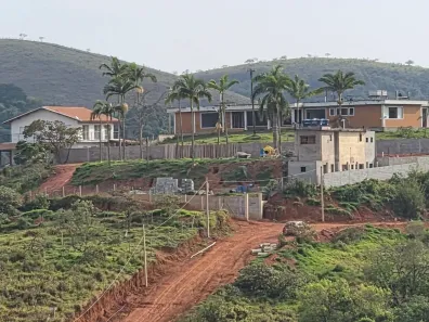 Lote/Terreno à venda, 600m² no Centro, Igaratá