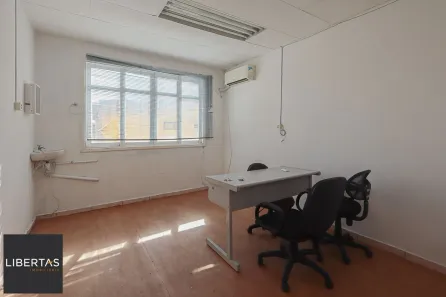 Sala Comercial com 1 Quarto à venda, 13m² no São Geraldo, Porto Alegre