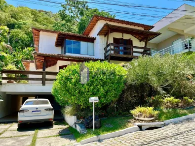 Casa de Condomínio com 4 Quartos à venda, 350m² no Itacoatiara, Niterói