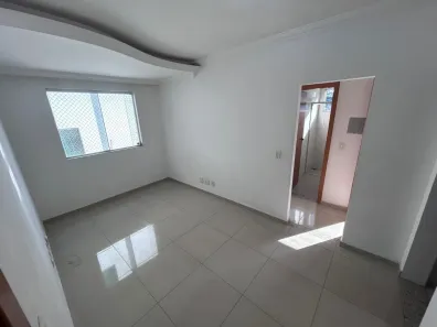 Apartamento com 2 Quartos para alugar, 56m² no Cabral, Contagem