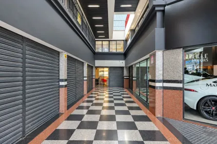 Ponto Comercial para alugar, 98m² no Santa Lúcia, Belo Horizonte