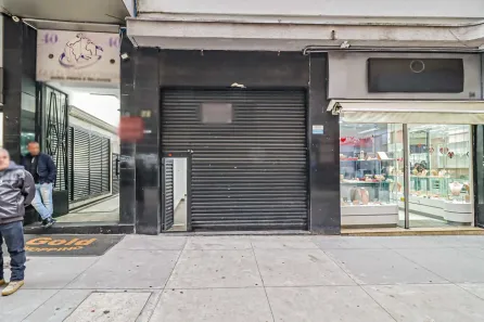 Ponto Comercial para alugar, 336m² no Sé, São Paulo