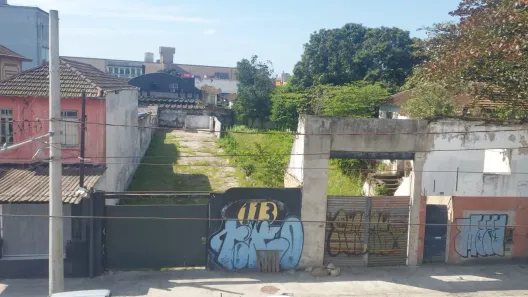 Lote/Terreno à venda, 492m² no Encruzilhada, Santos