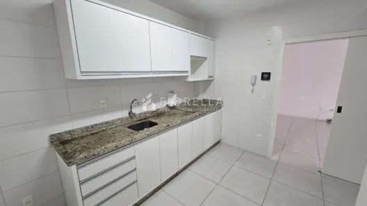 Apartamento com 3 Quartos à venda, 100m² no Capoeiras, Florianópolis