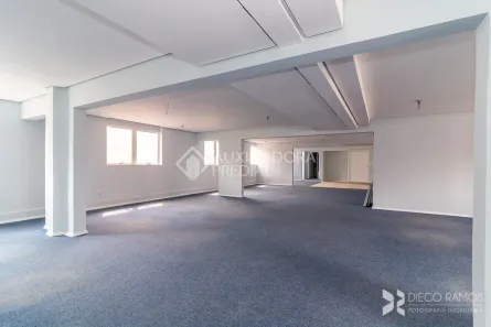 Sala Comercial para alugar, 538m² no Centro Histórico, Porto Alegre