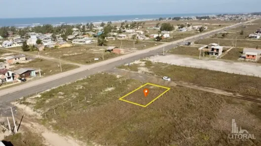 Lote/Terreno à venda, 300m² no Guairacá, Balneário Arroio do Silva