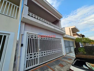 Sobrado com 3 Quartos para alugar, 211m² no Jardim Bicão, São Carlos