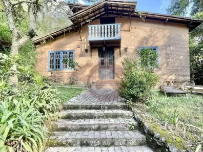 Casa de Condomínio com 3 Quartos à venda, 440m² no Moinho Velho, Embu das Artes