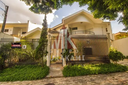 Sobrado com 4 Quartos para alugar, 470m² no Zona 05, Maringá
