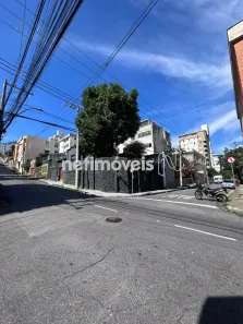 Casa com 2 Quartos à venda, 300m² no Alto Barroca, Belo Horizonte