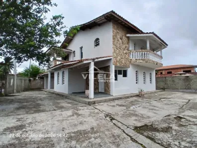 Sobrado com 4 Quartos para alugar, 150m² no Pontal de Santa Marina, Caraguatatuba