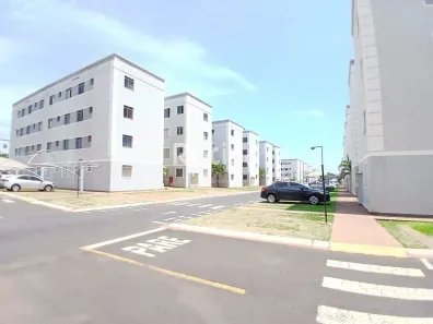 Apartamento com 2 Quartos para alugar, 45m² no Gávea, Uberlândia