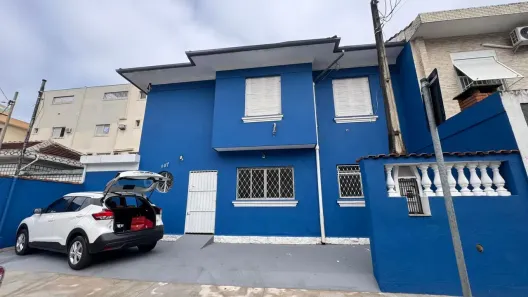 Sobrado com 5 Quartos para alugar, 200m² no Embaré, Santos