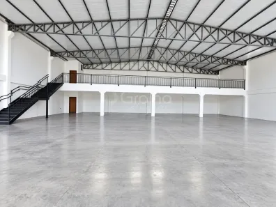 Galpão/Depósito/Armazém para alugar, 600m² no Nova Palhoça, Palhoça