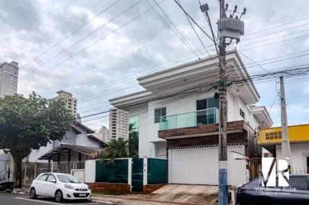 Casa com 4 Quartos à venda, 284m² no Centro, Balneário Camboriú
