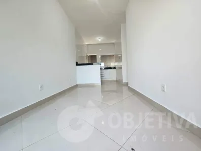Casa com 2 Quartos para alugar, 60m² no Shopping Park, Uberlândia