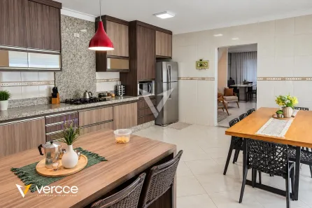 Casa com 3 Quartos à venda, 218m² no Parque Almerinda Pereira Chaves, Jundiaí
