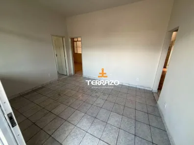 Casa com 3 Quartos para alugar, 100m² no Conforto, Volta Redonda