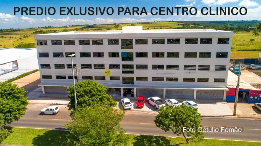 Ponto Comercial para alugar, 1000m² no Santa Maria, Brasília