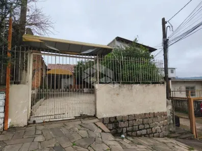 Casa com 3 Quartos para alugar, 150m² no Partenon, Porto Alegre