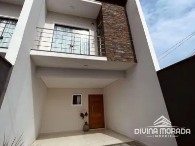 Casa com 3 Quartos à venda, 111m² no Espinheiros, Joinville