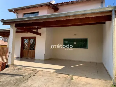 Casa com 3 Quartos à venda, 350m² no Vale dos Eucaliptos, Guararema