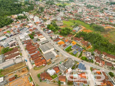 Imóvel Comercial à venda, 900m² no Guanabara, Joinville