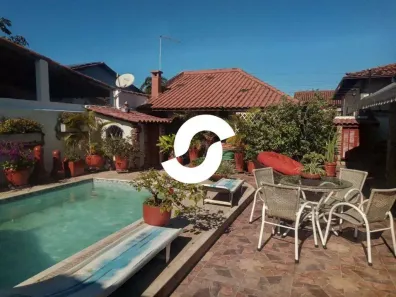 Casa com 4 Quartos à venda, 321m² no Itaipu, Niterói