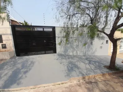 Casa com 3 Quartos à venda, 275m² no Residencial Cambuy, Araraquara