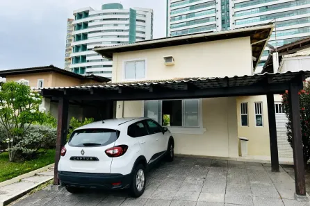 Casa de Condomínio com 4 Quartos à venda, 260m² no Patamares, Salvador