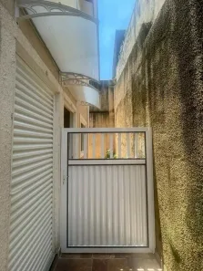 Casa de Condomínio com 2 Quartos para alugar, 45m² no Maracanã, Praia Grande