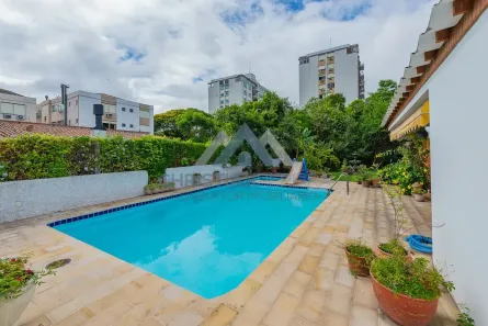 Casa com 3 Quartos à venda, 400m² no Jardim Lindóia, Porto Alegre