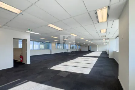 Sala Comercial para alugar, 457m² no Vila Cordeiro, São Paulo