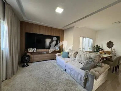 Casa com 3 Quartos à venda, 140m² no Jardim Inconfidência, Uberlândia