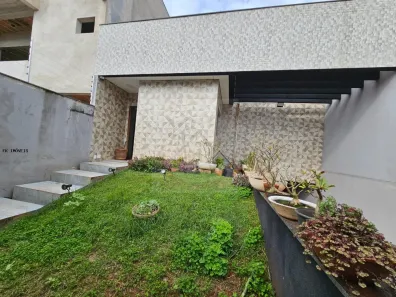 Casa com 3 Quartos à venda, 170m² no Jardim Colúmbia D, Londrina
