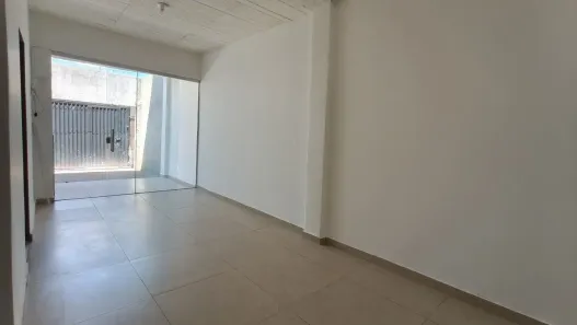 Casa com 3 Quartos para alugar, 100m² no Fazendinha, Brasília