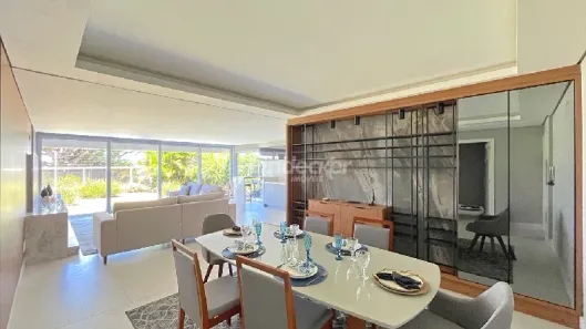 Apartamento com 3 Quartos para alugar, 316m² no Vila Assunção, Porto Alegre