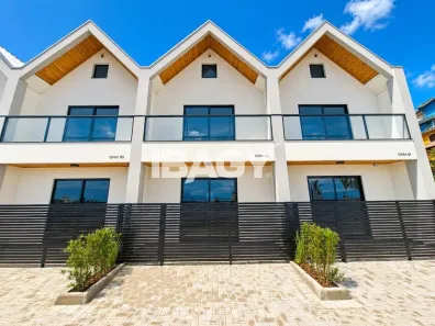 Casa de Condomínio com 2 Quartos para alugar, 91m² no Centro, São José