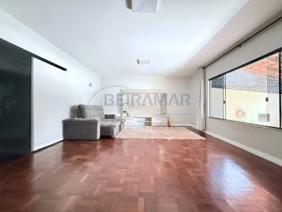 Casa com 4 Quartos para alugar, 12m² no Taguatinga Norte, Brasília