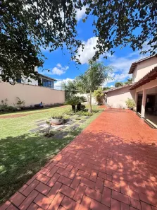 Casa com 3 Quartos à venda, 316m² no Vila Oswaldo Rosa, Goiânia