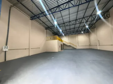 Galpão/Depósito/Armazém para alugar, 660m² no Parque 10 de Novembro, Manaus