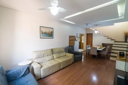 Casa com 5 Quartos à venda, 300m² no Vila do Encontro, São Paulo